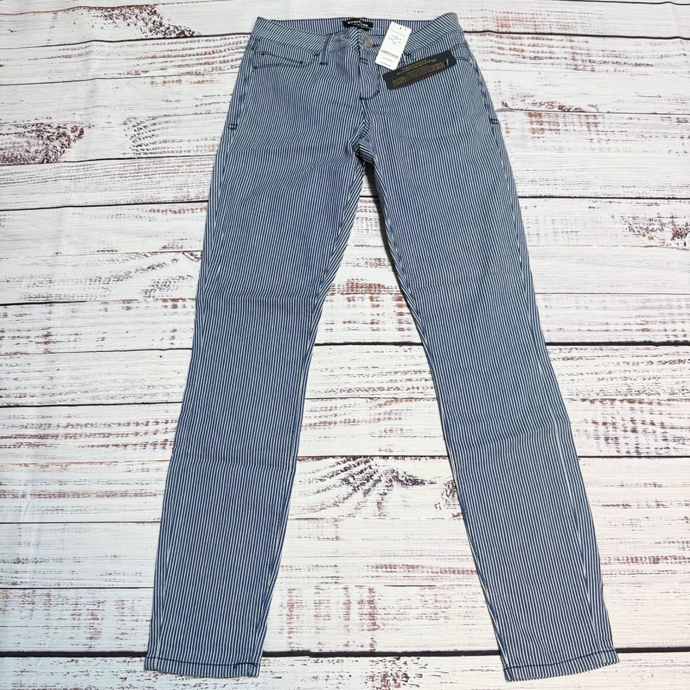 Bebe Skinny Jeans Size 26 Conductor Stripe Blue White Denim 30DK9101AJ97